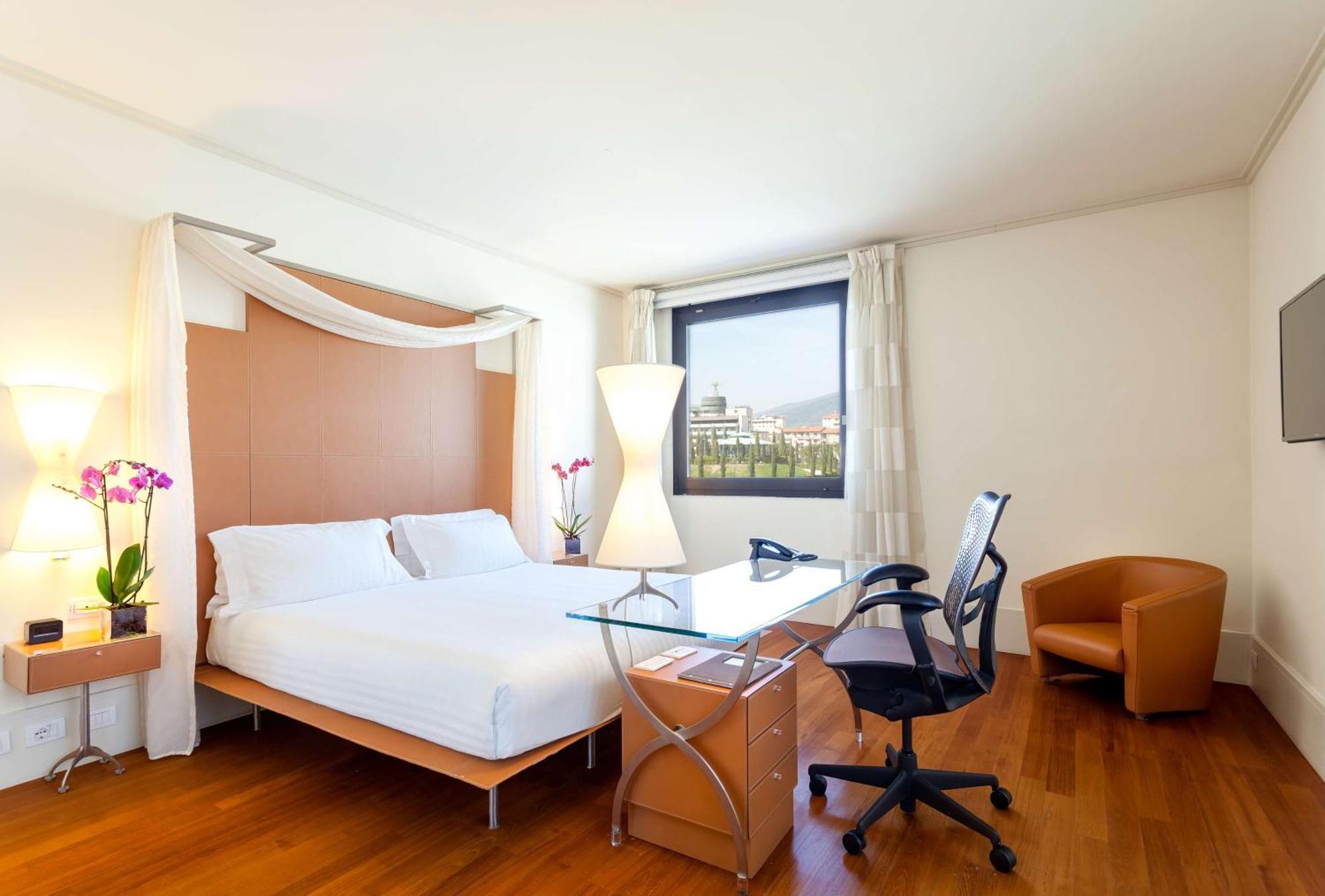 Hilton Garden Inn Florence Novoli Buitenkant foto